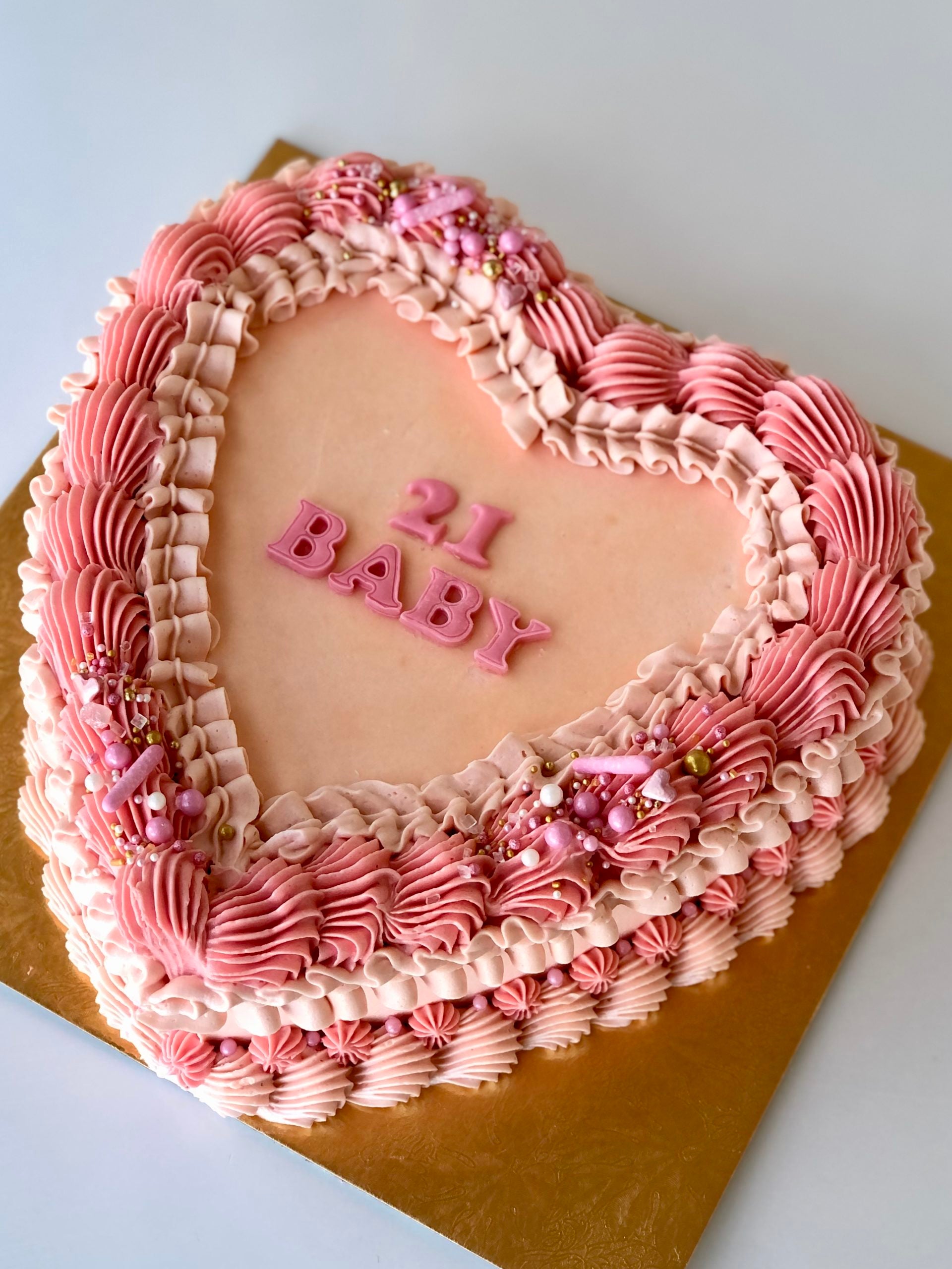 Heart cake for a 21st birthday